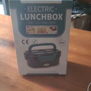 Portable Electric Lunchbox with Green Handle
